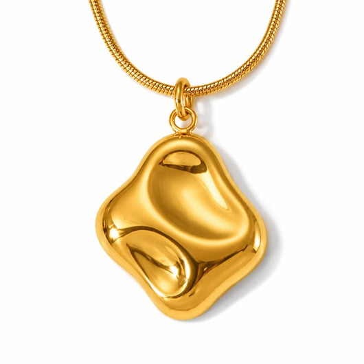 Pinched Pendant Necklace